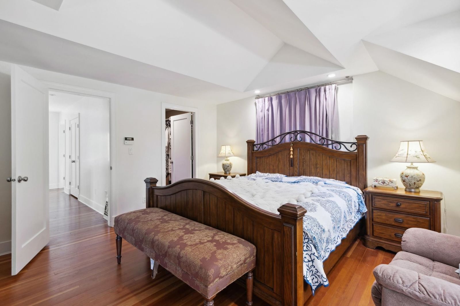 Listing Image 17