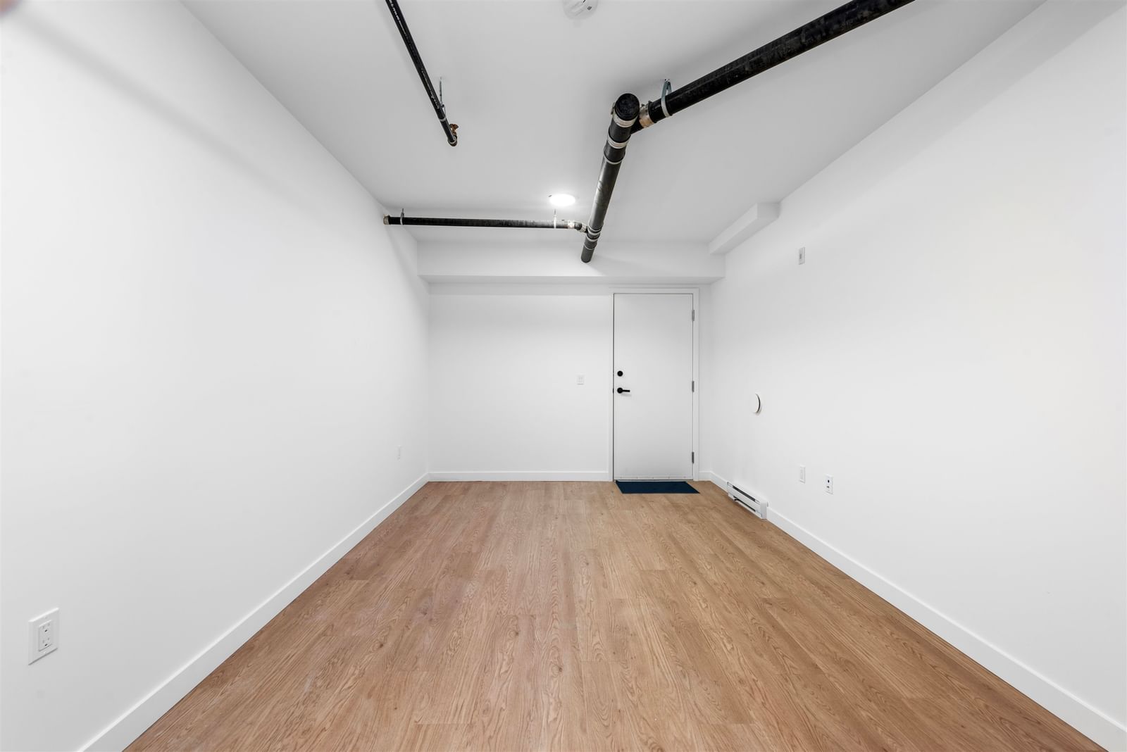 Listing Image 30