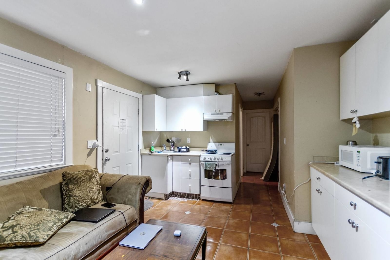 Listing Image 21