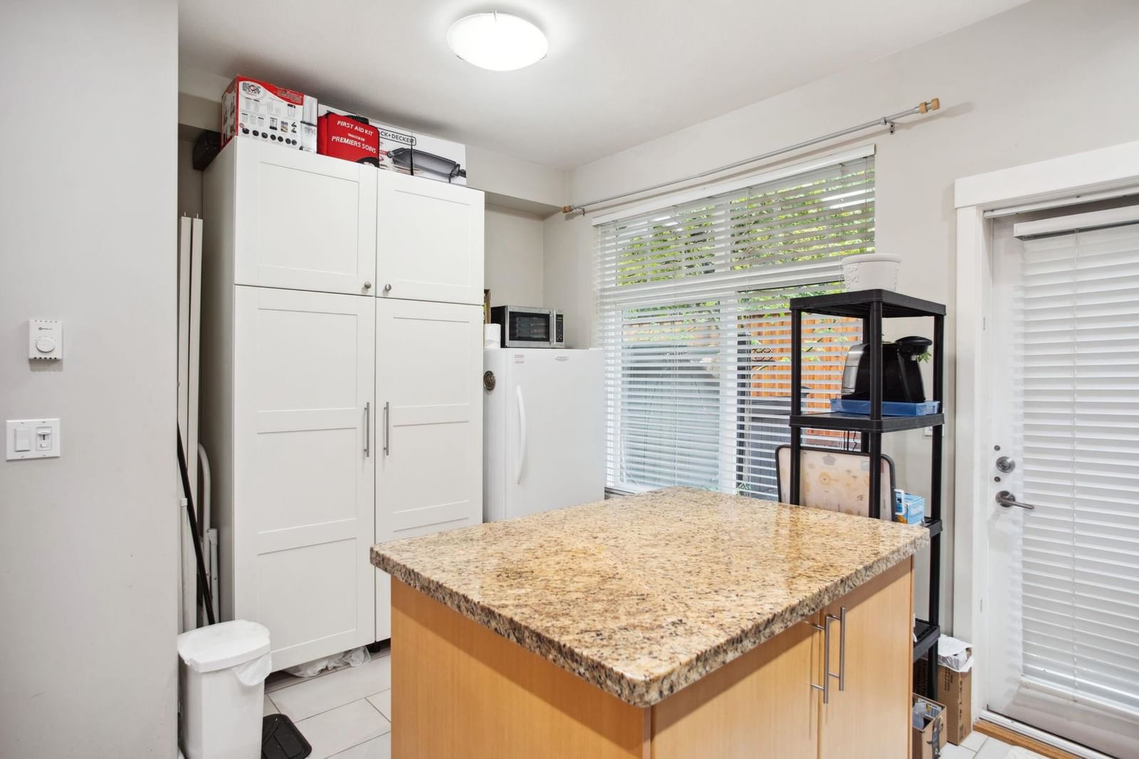Listing Image 14