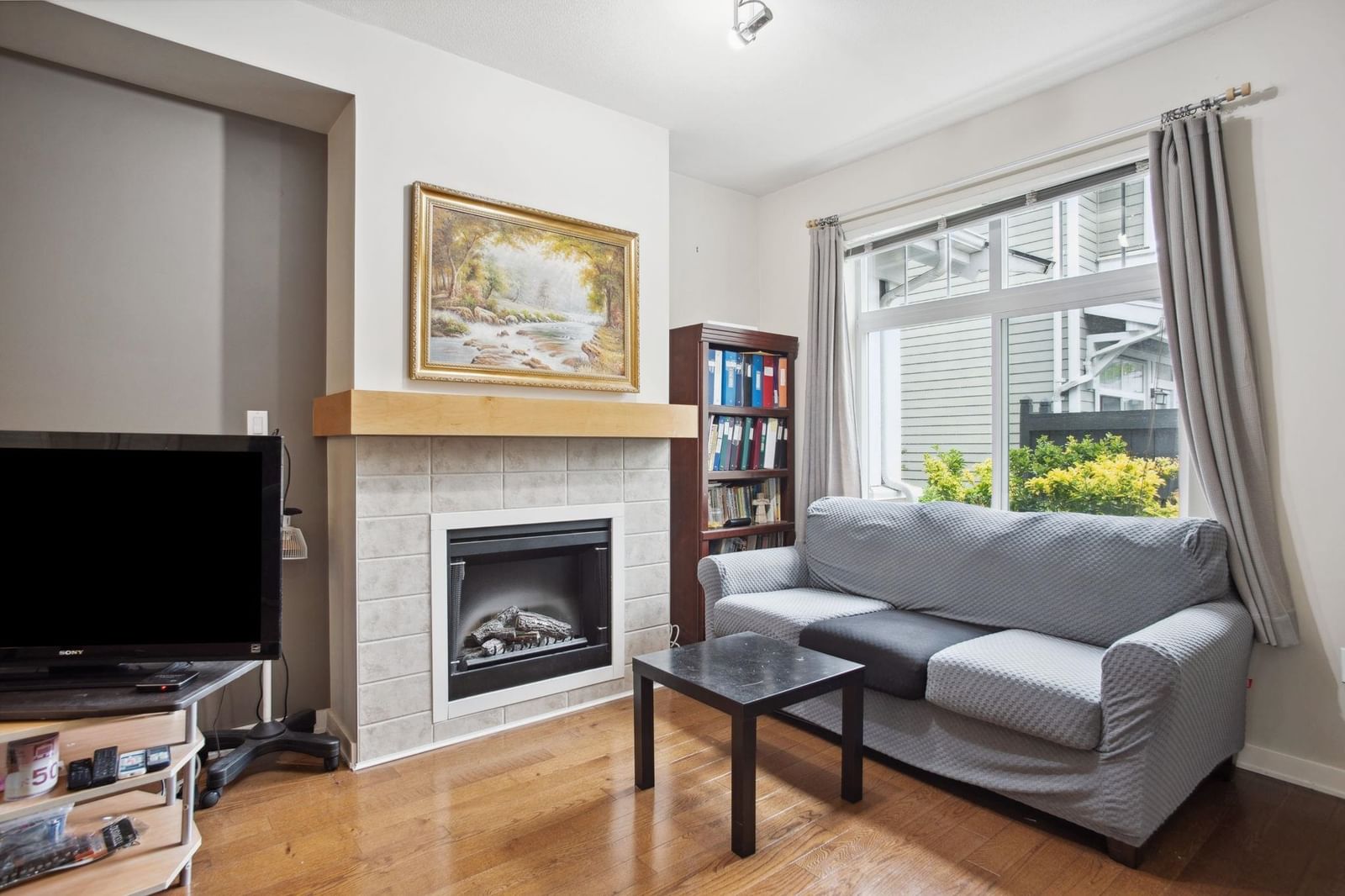 Listing Image 9