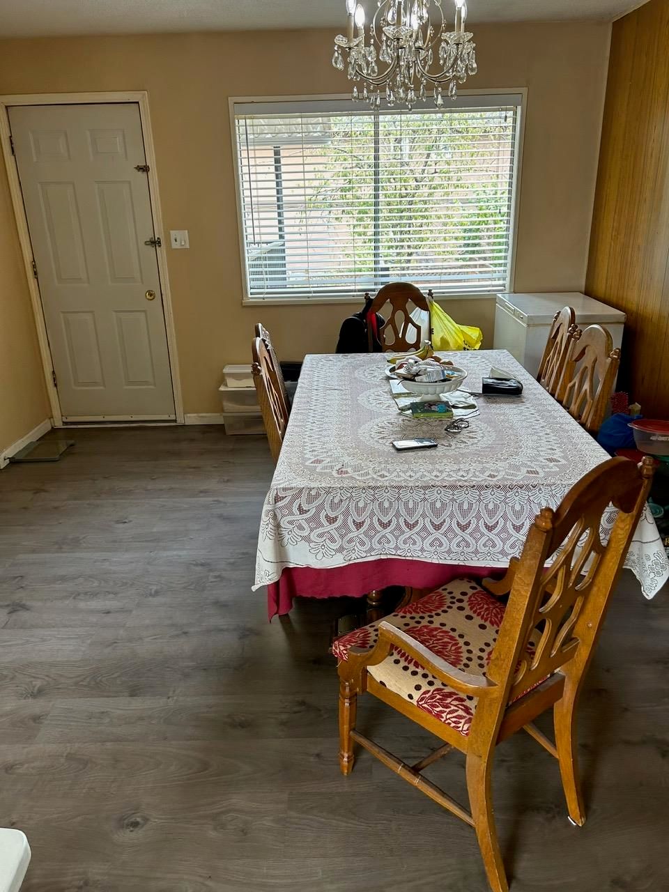 Listing Image 6