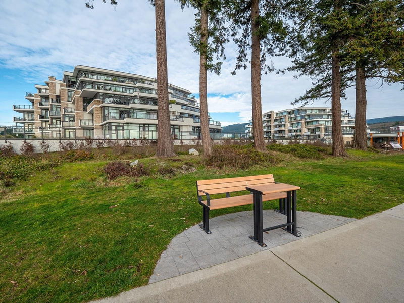 5725 Teredo Street #310, Sechelt, British Columbia (MLS R2910895)