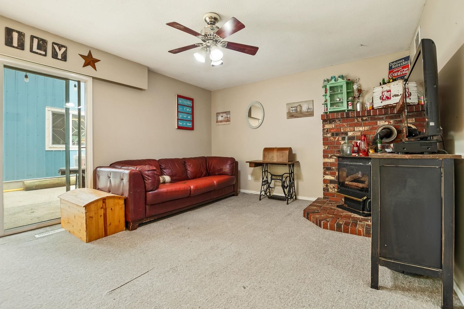 Listing Image 16
