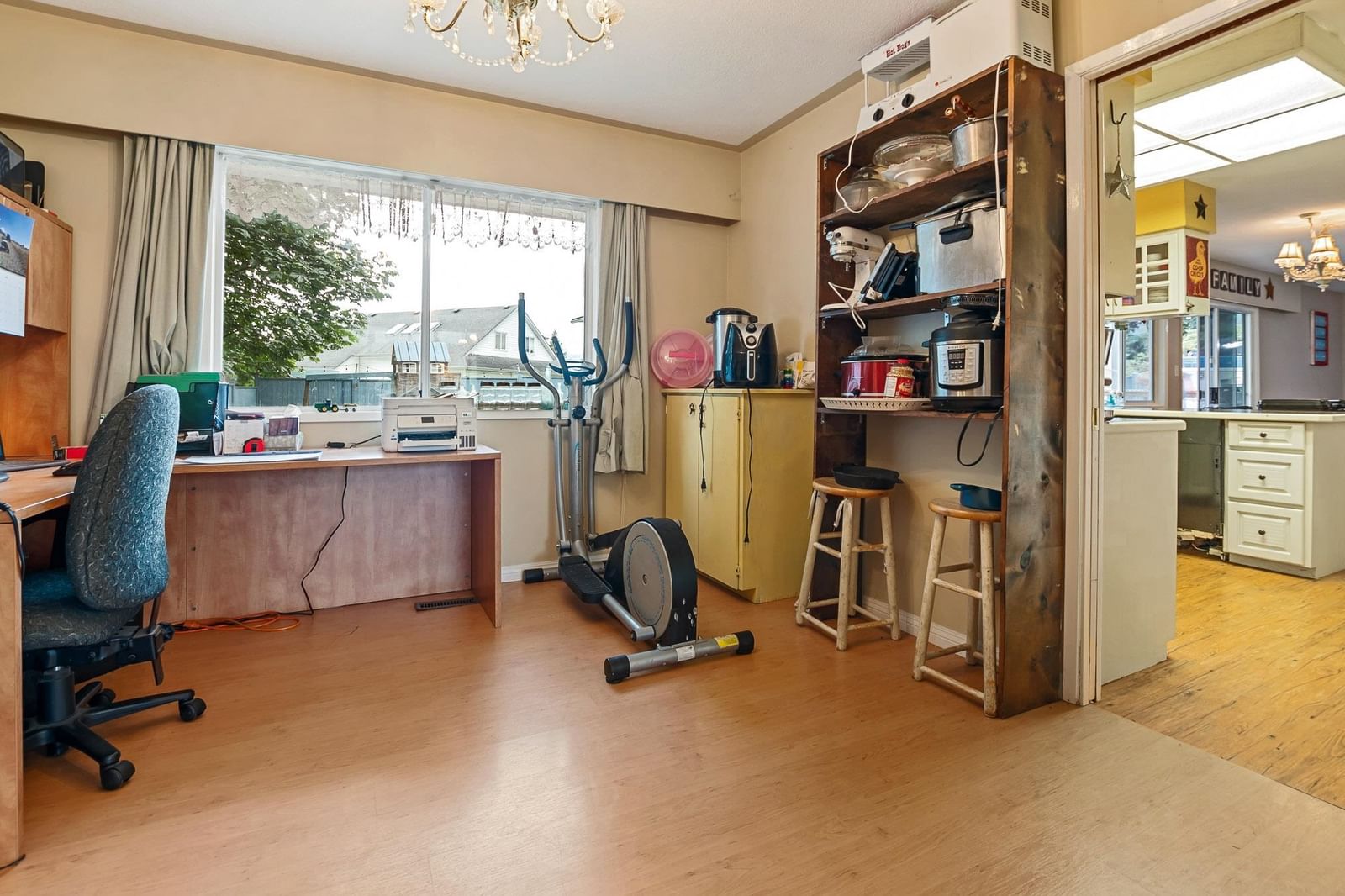 Listing Image 21