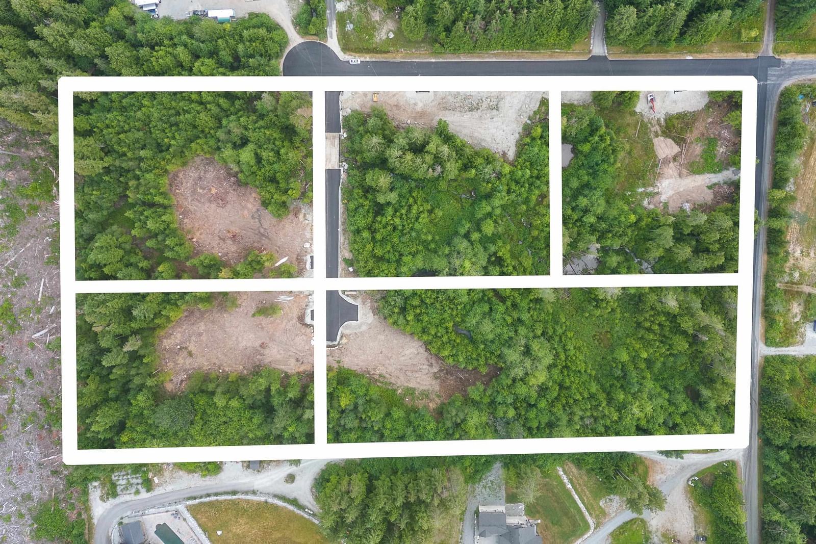 Listing Image 4