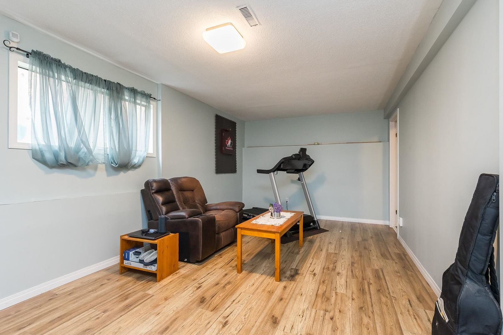 Listing Image 27