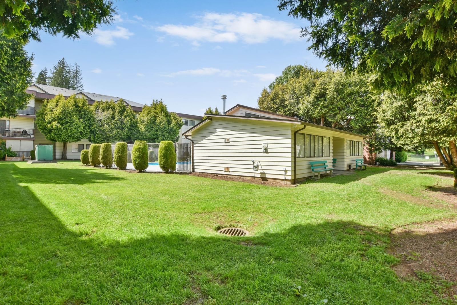 Listing Image 20