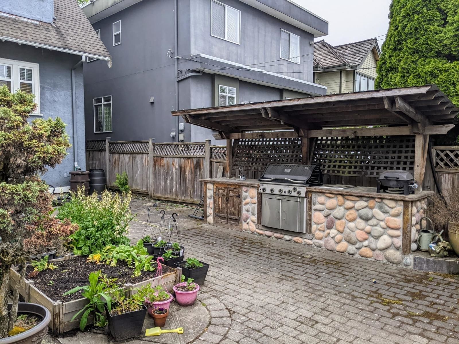 Listing Image 18