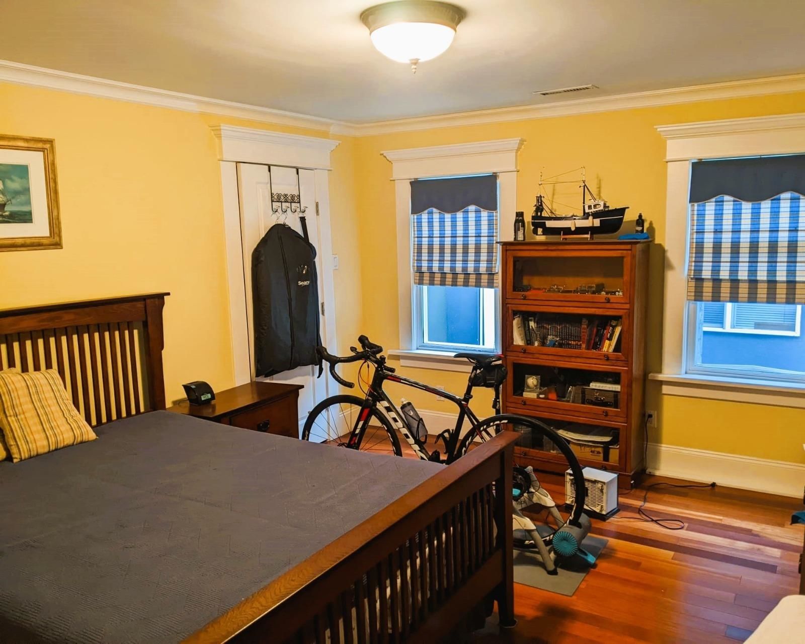 Listing Image 8