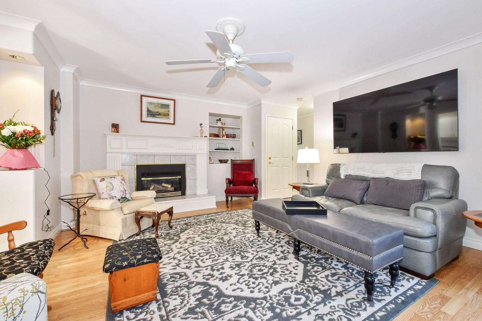 Listing Image 13