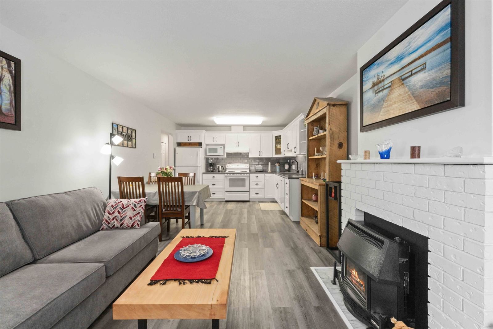 Listing Image 19