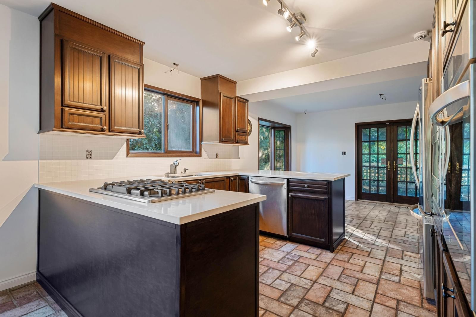 Listing Image 13