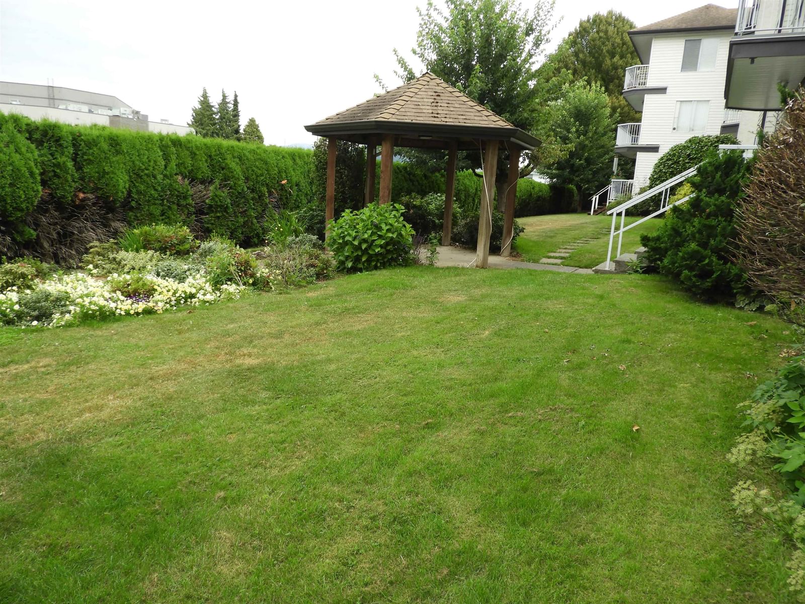Listing Image 27