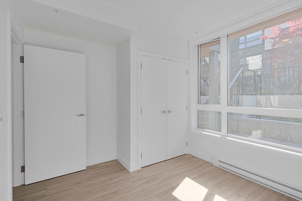 Listing Image 24
