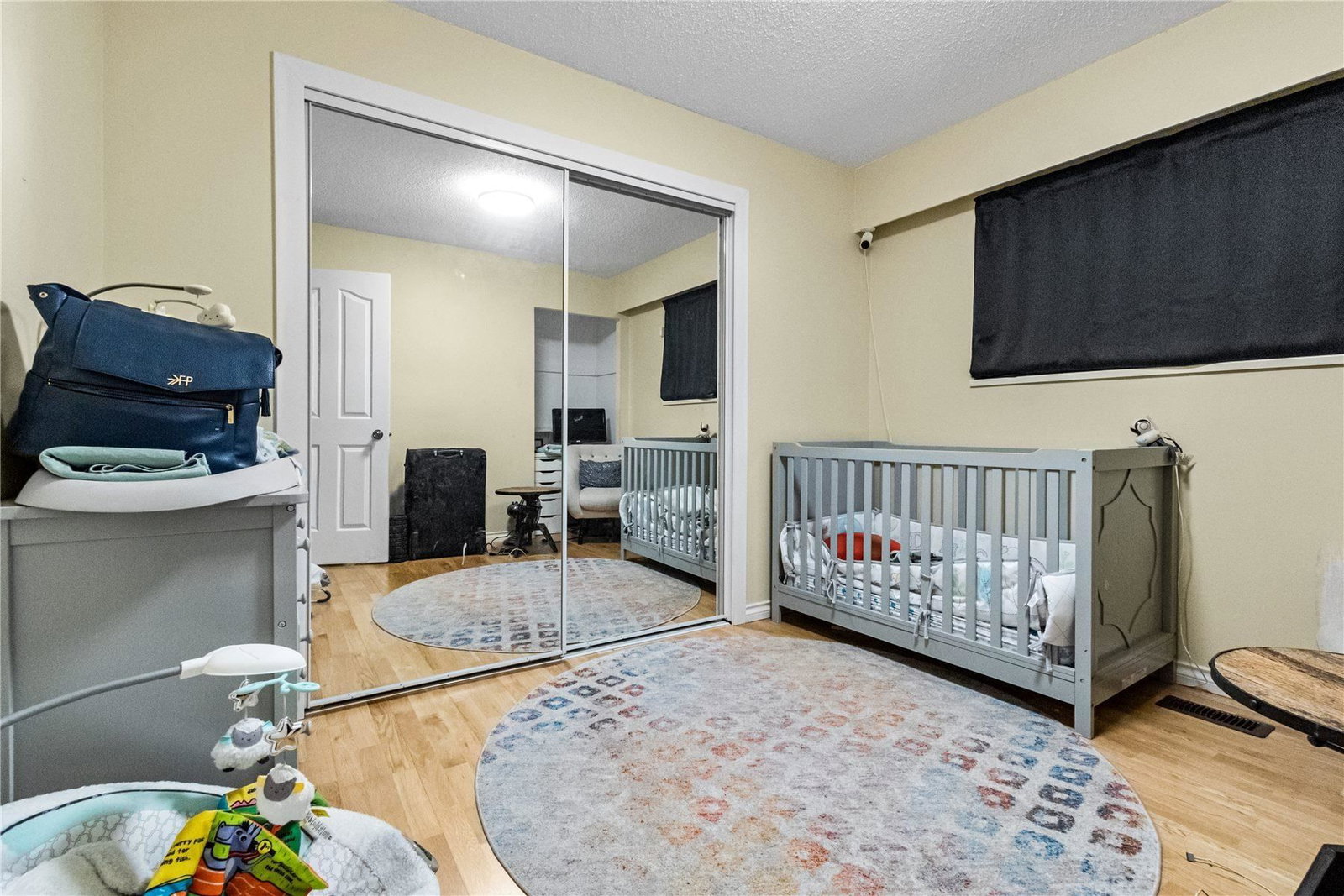 Listing Image 15