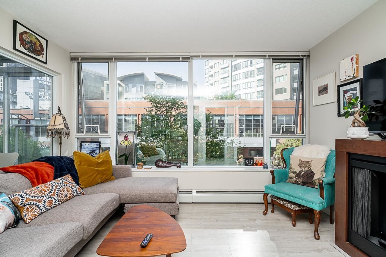 Listing Image 10