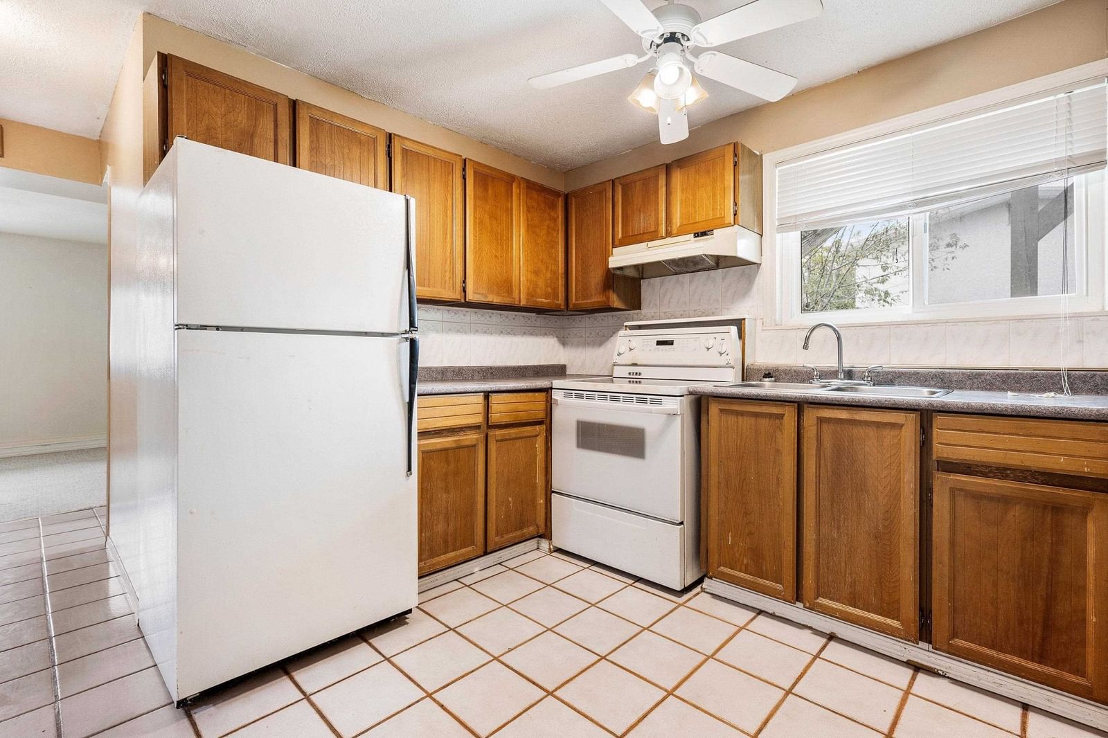 Listing Image 25