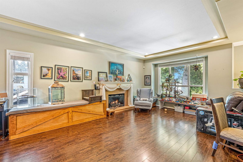 6693 Canada Way, Burnaby, V5E 3P9 | Image 2