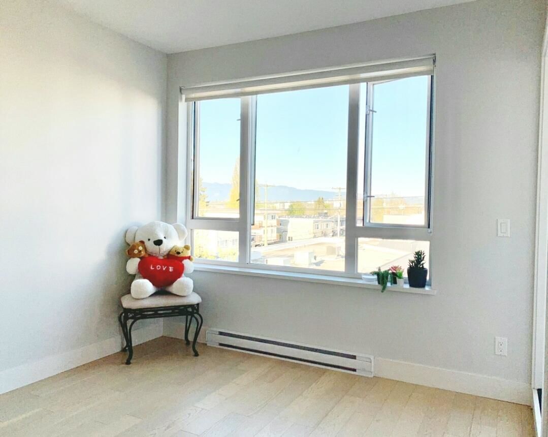 Listing Image 18
