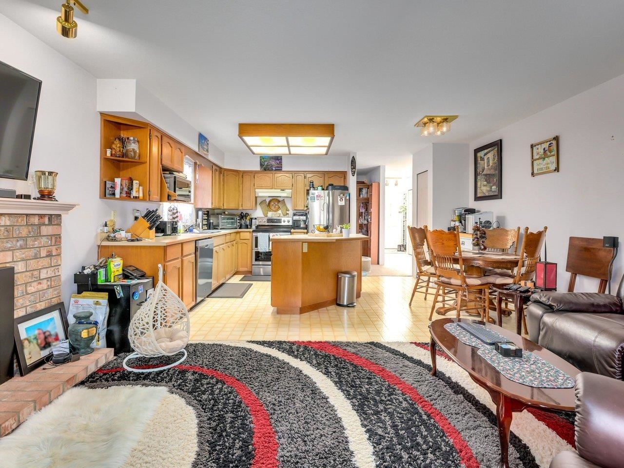 Listing Image 14
