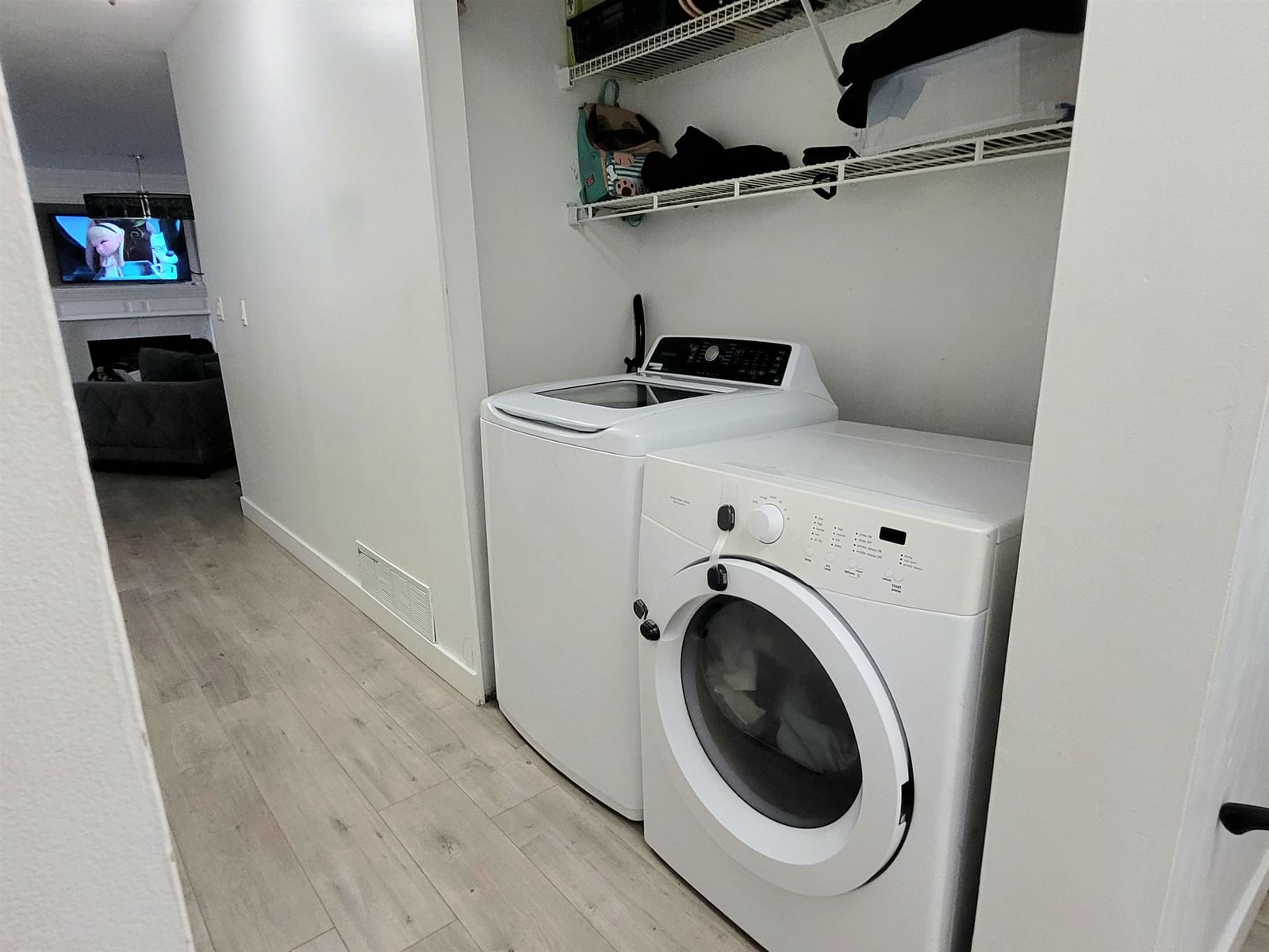 Listing Image 13