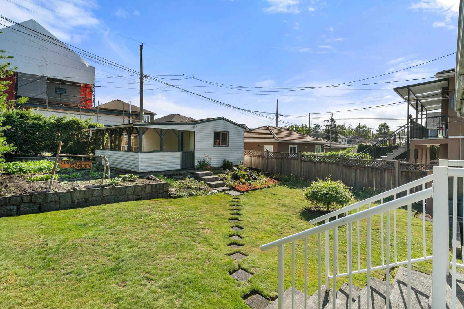 Listing Image 10