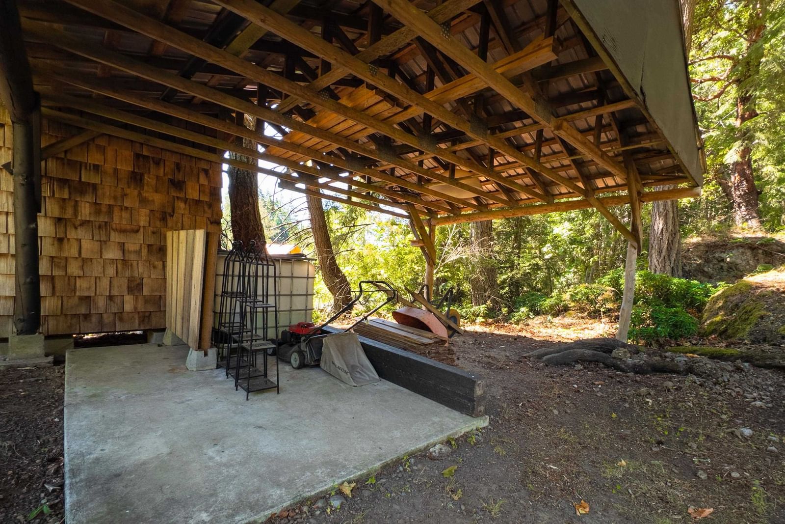 Listing Image 10
