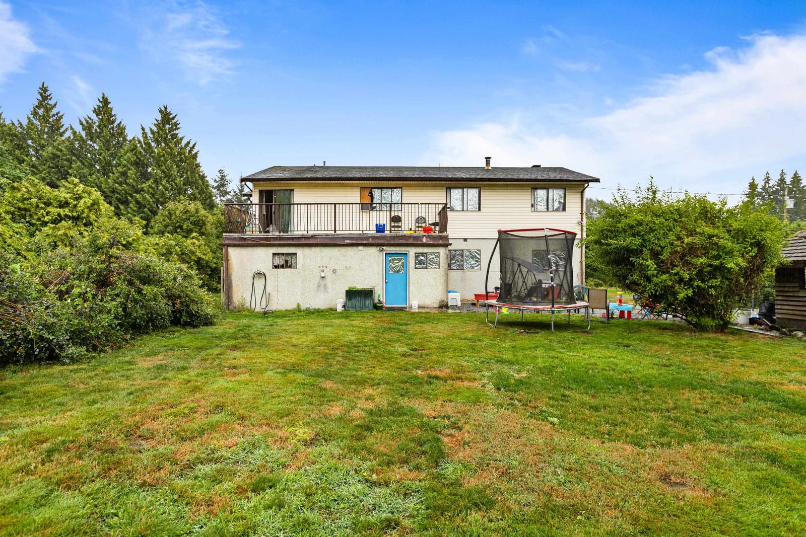 Listing Image 4