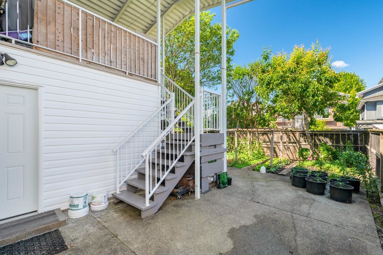 Listing Image 18