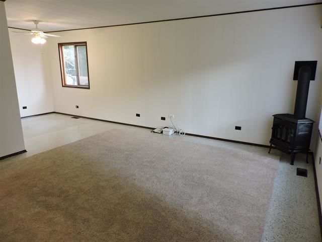 Listing Image 24