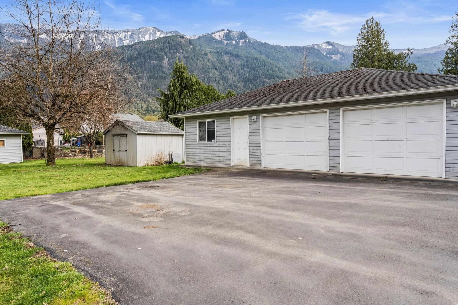 Listing Image 27