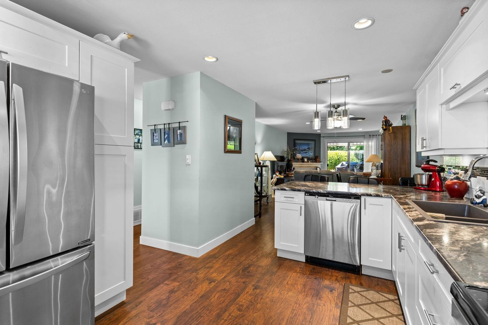 Listing Image 13