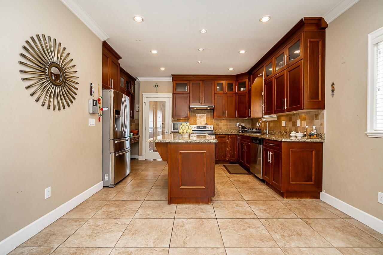 Listing Image 10