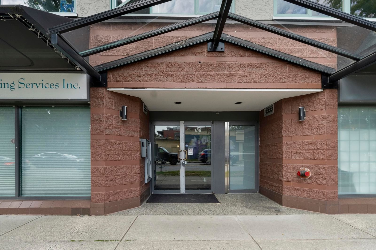 Listing Image 21