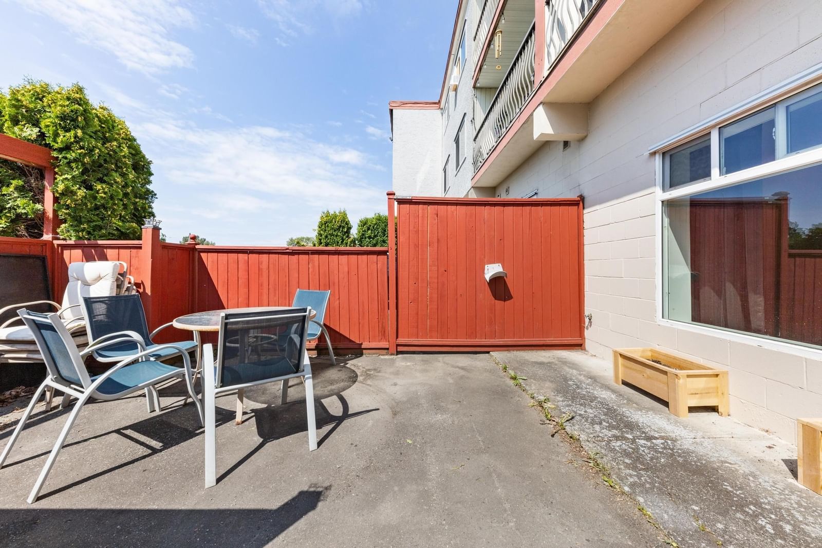 Listing Image 17