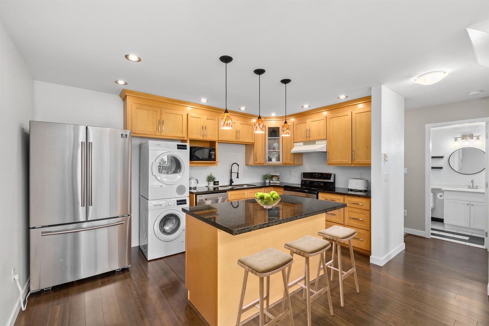 Listing Image 10