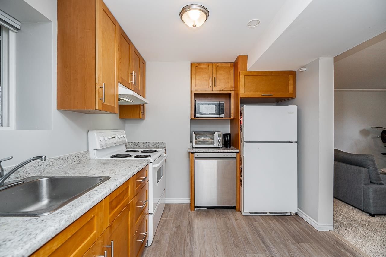 Listing Image 22