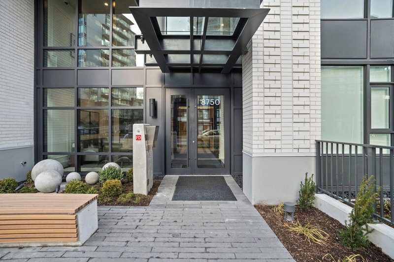 711 - 8750 University Crescent, Burnaby, V5A 0G9 | Image 2