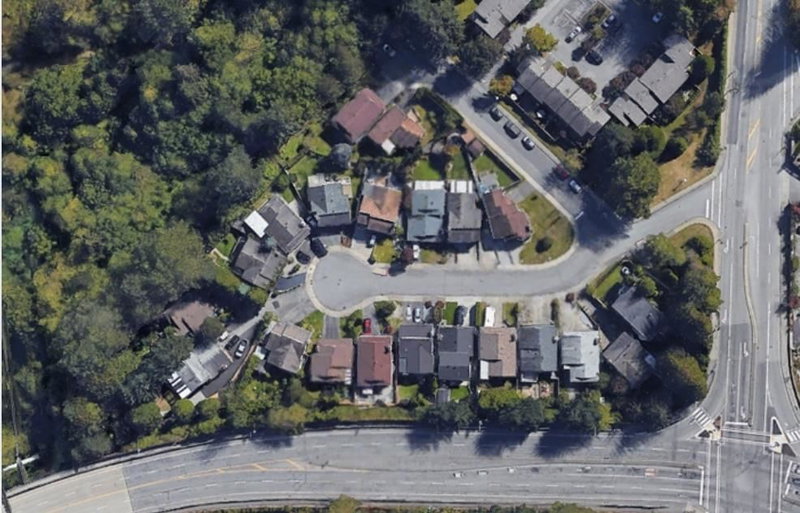 1115 Wallace Court, Coquitlam, V3C 4X4 | Image 2