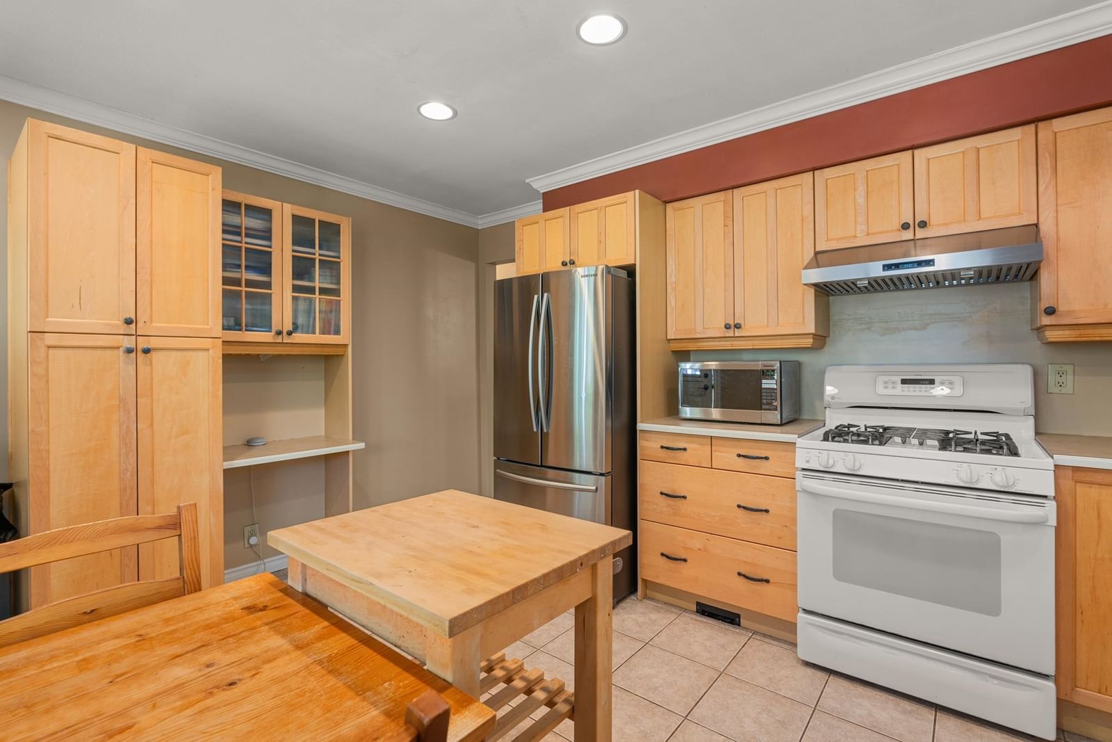 Listing Image 11