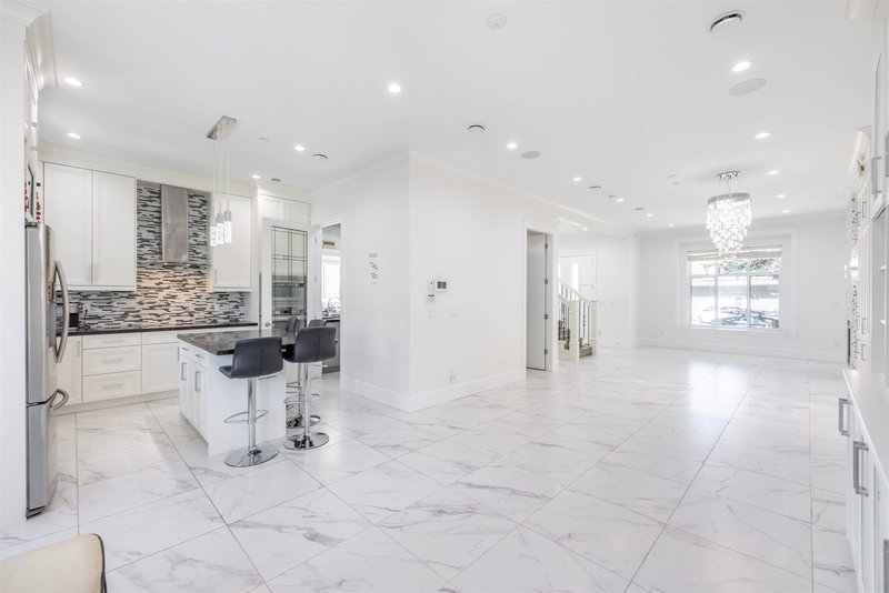 172 Ontario Place, Vancouver, V5W 1S2 | Image 3