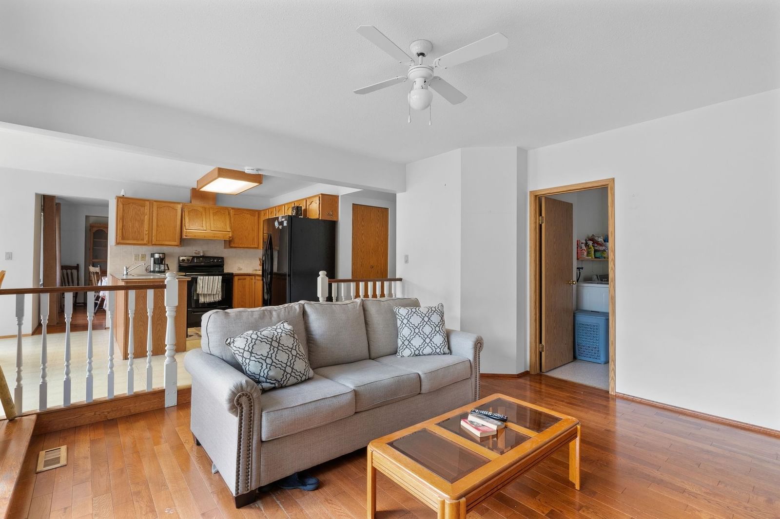 Listing Image 13