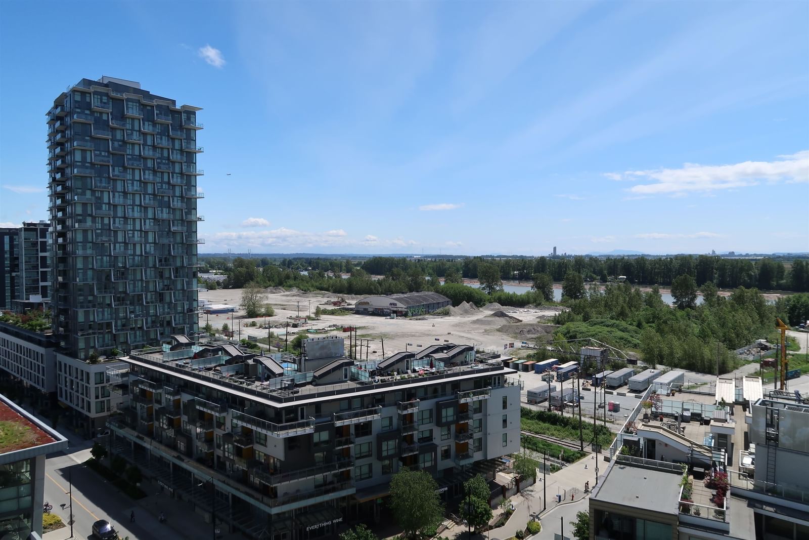 Listing Image 10