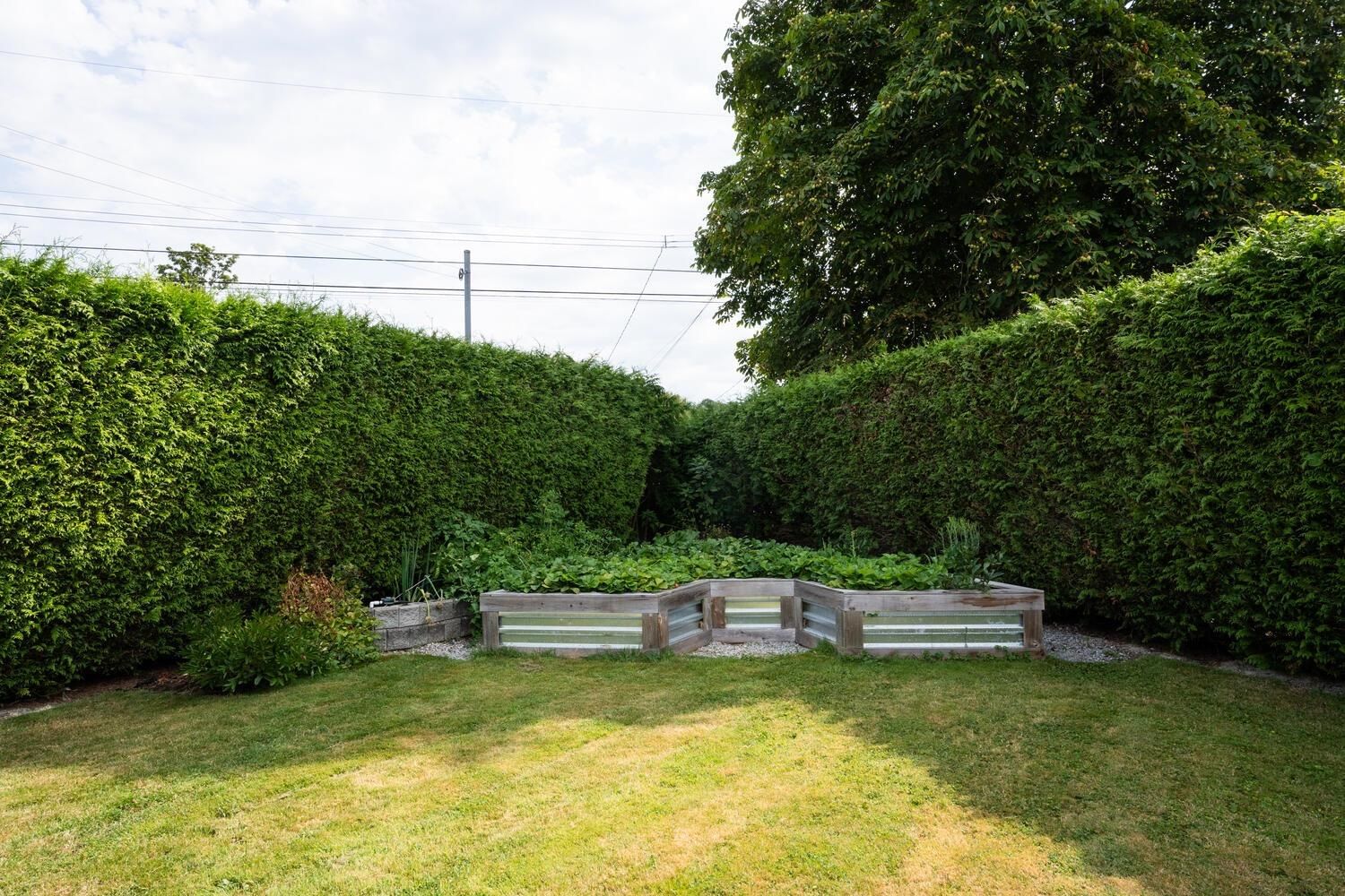 Listing Image 25