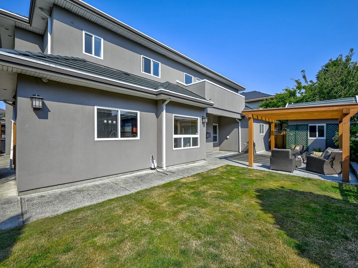 Listing Image 19