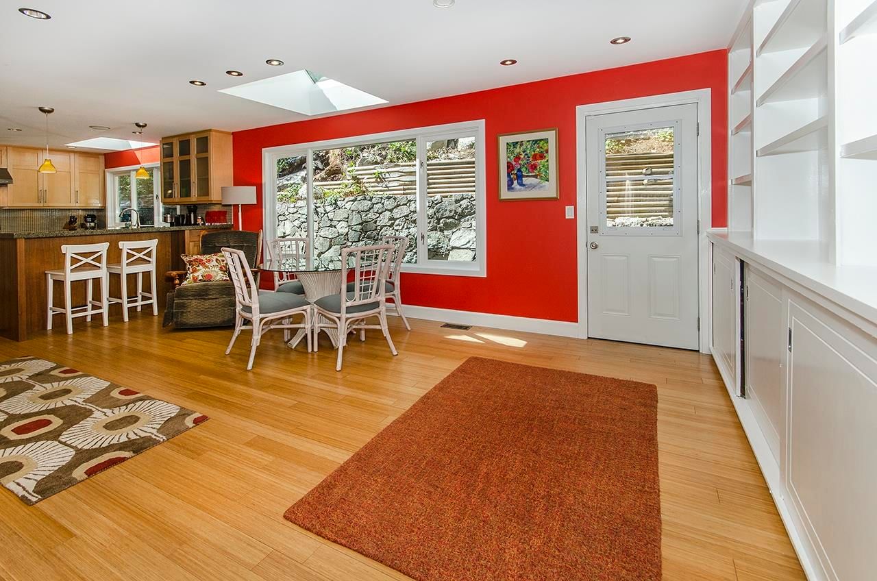 Listing Image 10