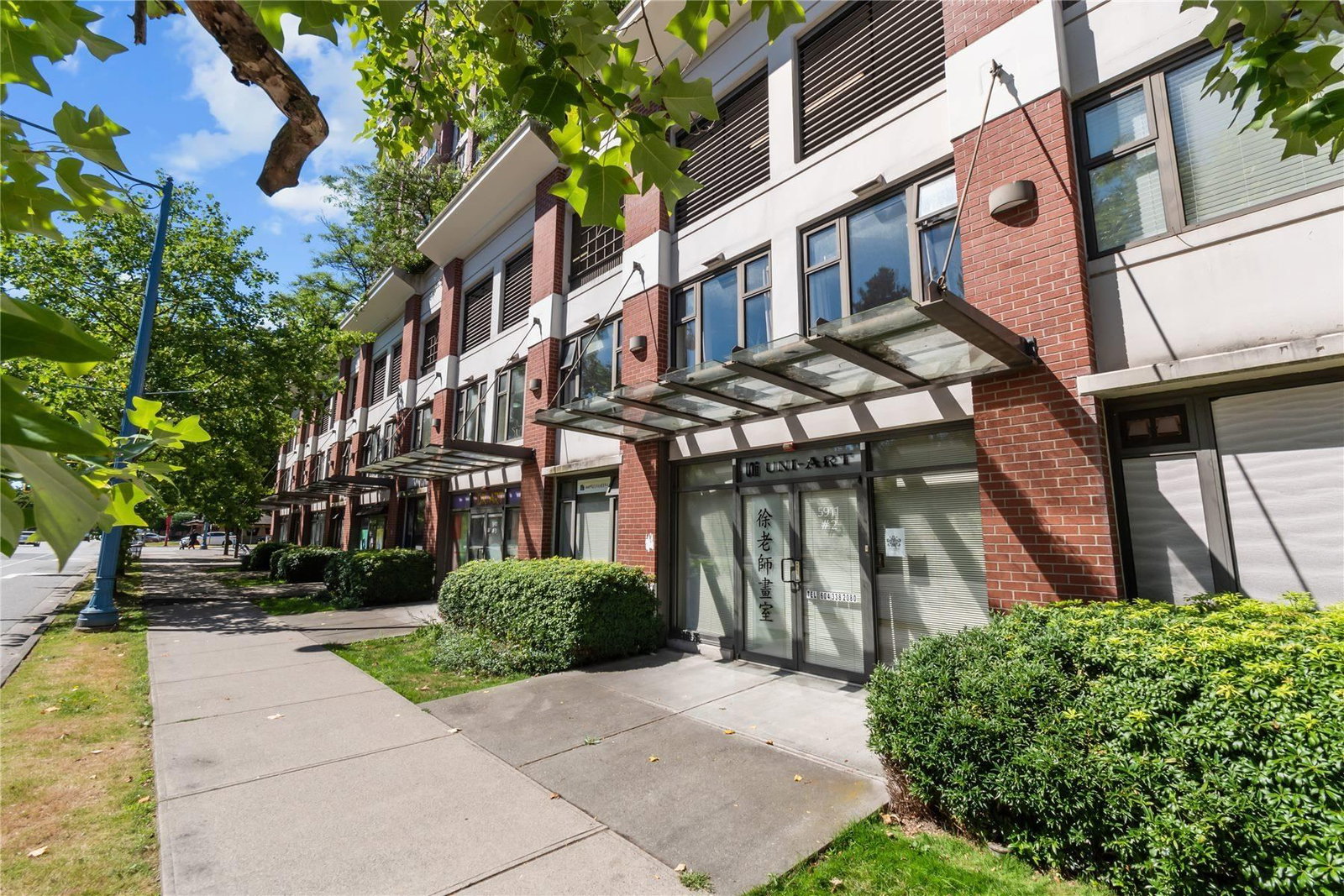 Listing Image 1