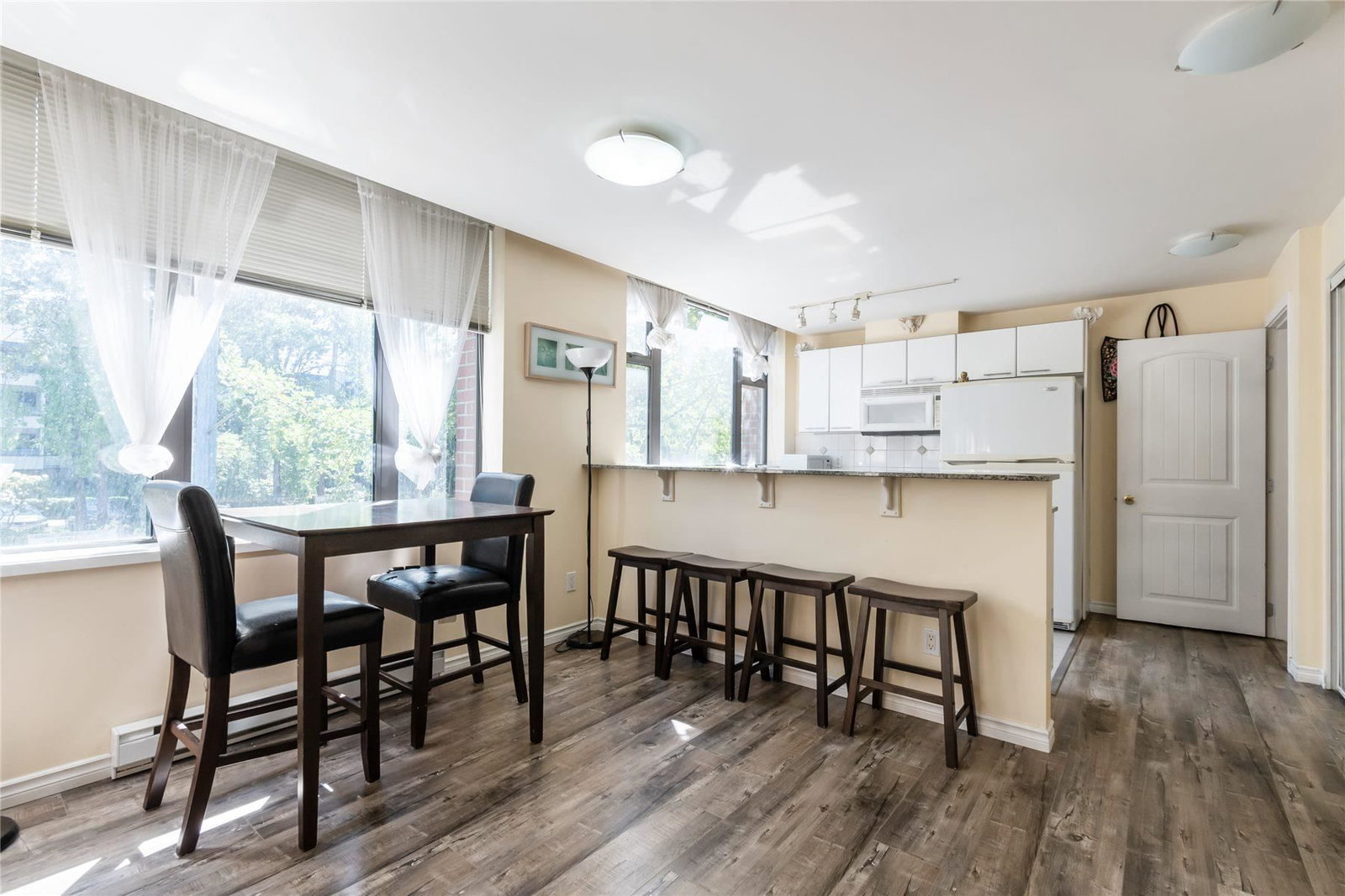 Listing Image 13