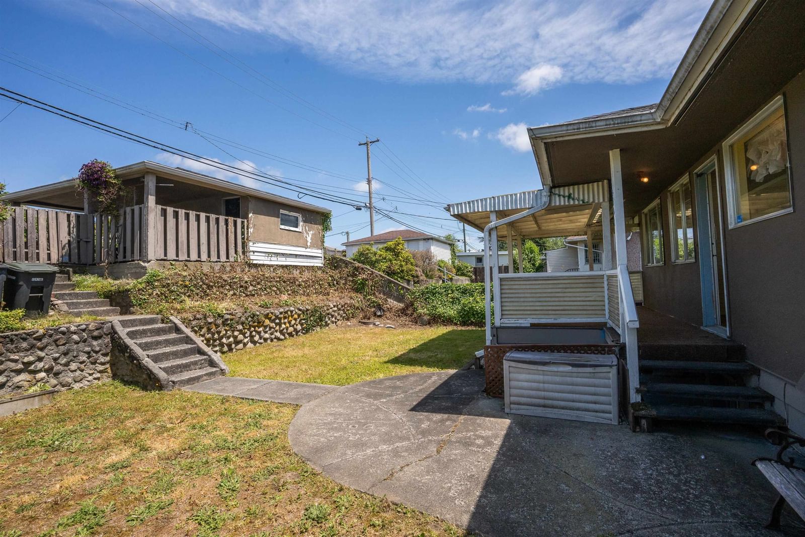 Listing Image 16